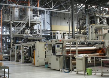 Liquidation d'une usine entière de production de films barrière et CPP