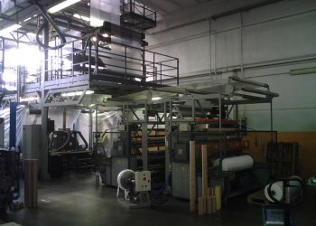 Projet clés en main avec sysyème de dosage et installation en rattrapage de matrice - film soufflé 3 couches d'occasion