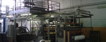 Fornitura chiavi in mano di un estrusore in bolla a 3 strati con modifica del sistema di dosaggio e della filiera