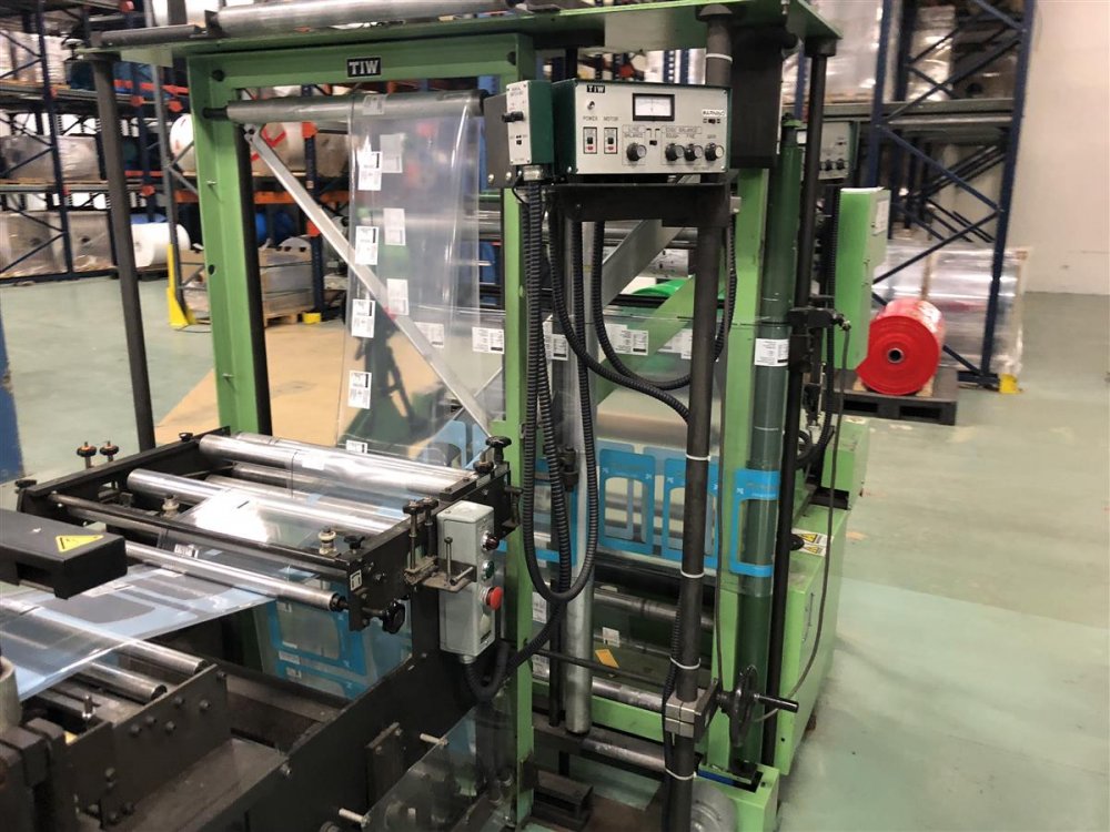 Photo Gallery // TOTANI Pauches and vacuum bag making // Pouch and