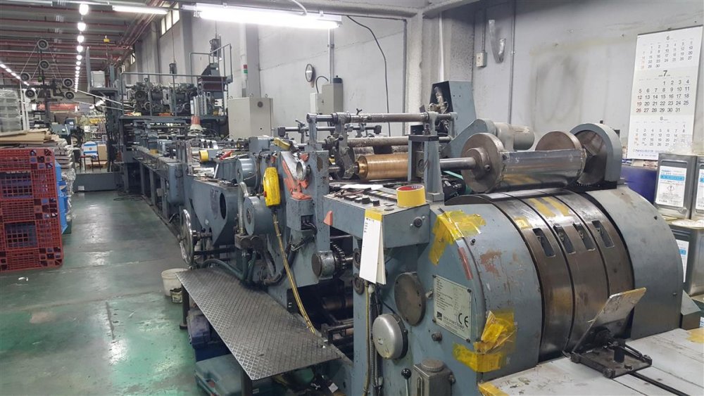 NEWPORT 35WMHD + 505TH SOS square bottom bag making machine // Paper ...