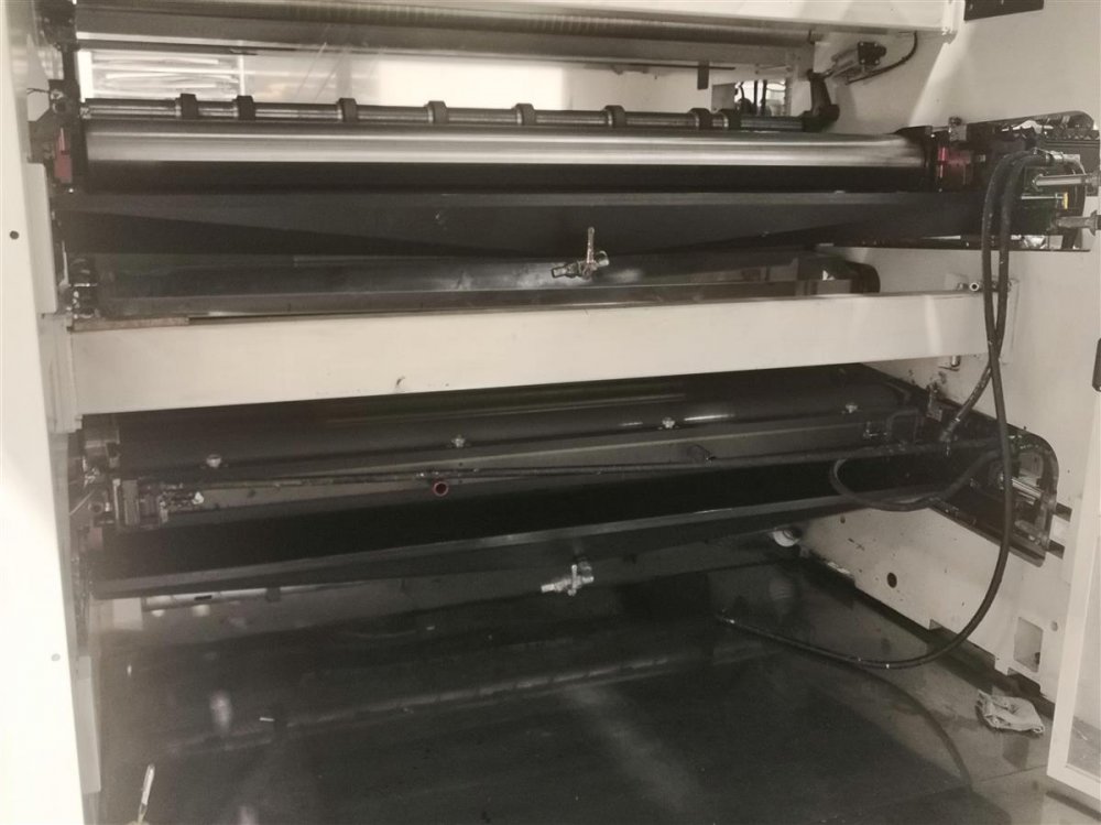 Photo Gallery // EXPERT CONCEPT 1204GL HD MOD.230 Flexo stack printing