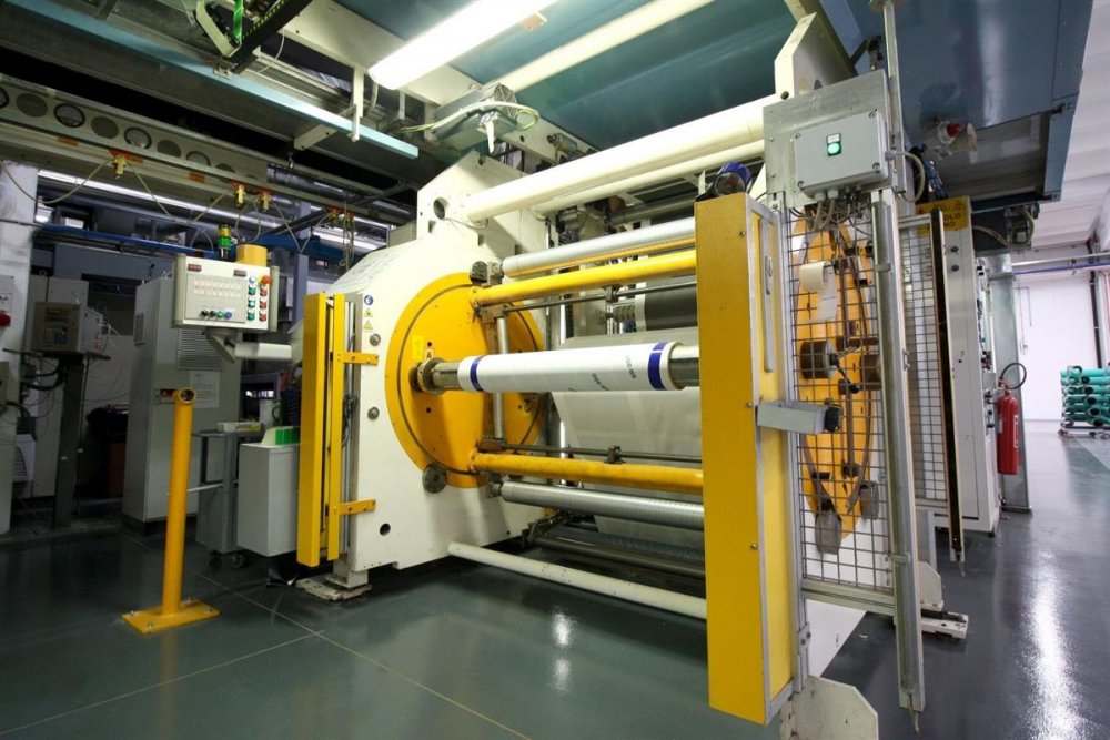 Photo Gallery // CERUTTI Laminator / coating machine Solventless