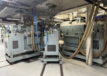 KUREHA  Machine de extrusion